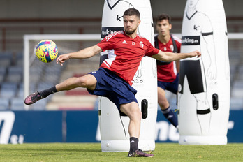 Iker Muñoz ha entrado en la lista y podría disponer de minutos en Cádiz, quién sabe si de titular.