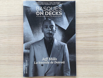 Jeff Mills Detroit hiriko DJ eta ekoizle ospetsua izan da ‘Basque on decks’ aldizkariaren lehen azaleko irudia.
