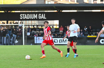 Valverde habla con Iñigo Martínez en un partido en San Mamés.