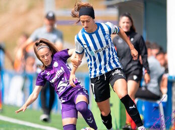 Ane Miren, la mejor hoy en Ibaia, intenta avanzar por banda.