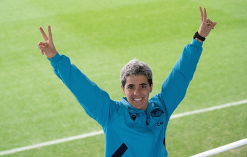 Iraia Iparragirre, lan-saio baten aurretik, Zubietan. 