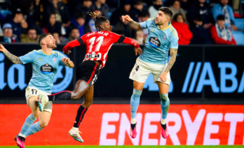 Unai Nuñez Celtaren kamisetarekin Athleticen kontrako partidan.