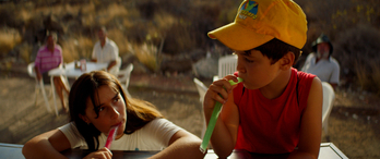 Paula Campos y Agustín Díaz, actores infantiles no profesionales.