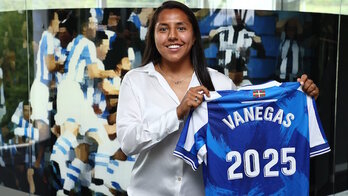 Vanegas «pozik» eta «ilusionatuta» agertu da berritzearekin.