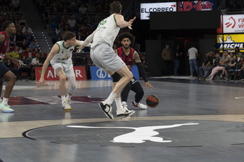 Markus Howard durante el partido de play-off contra Penya. 