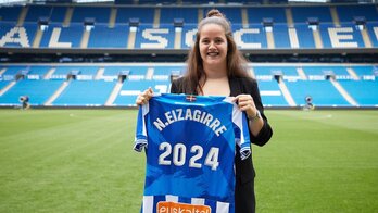 Nerea Eizagirre, kontratua luzatu berritan, Anoetan.