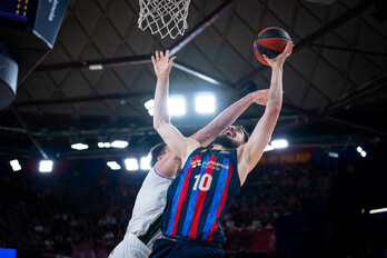 Unicaja ha sabido pelear con la misma intensidad y los mismos contactos que ha propuesto el Barça.