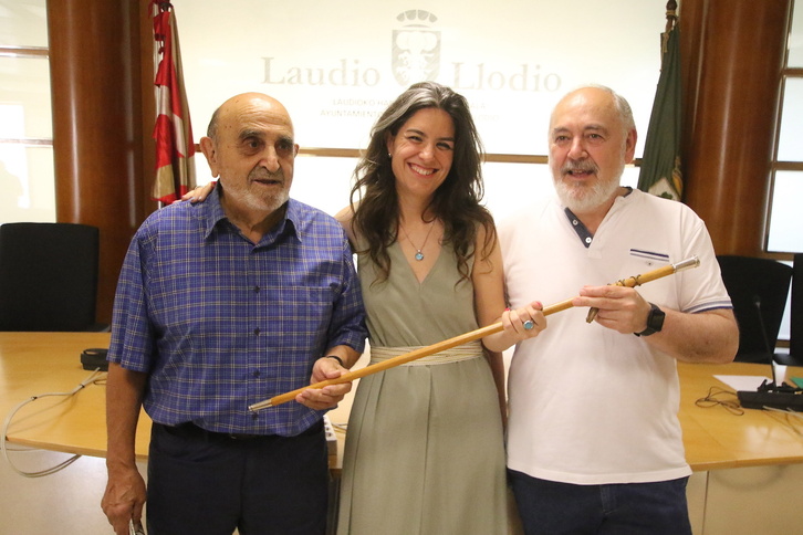 Ainize Gastaka, erdian, Laudioko alkate izendatu berritan