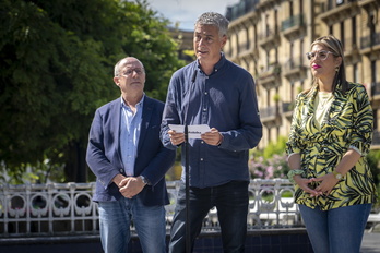 Oskar Matute, en un acto de precampaña en Donostia.