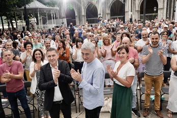 Arnaldo otegi y Oskar Matute, en el acto de Lekeitio.