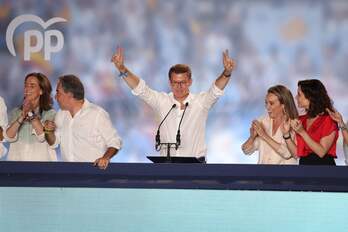 Feijóo se ha dirigido a los simpatizantes desde la sede del PP en la madrileña calle Génova. 