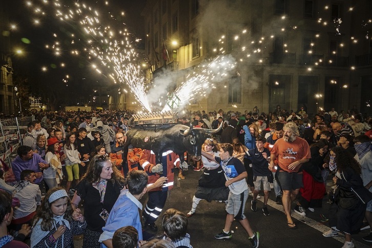 Andre Mari Zuriaren jaiak Gasteizen