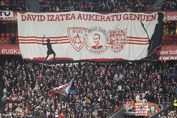 Iñigo Cabacas Herri Harmaila pasa den denboraldiko neurketa baten.