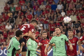 David García ha anotado de gran testarazo un gol que tenía que haber subido al marcador.