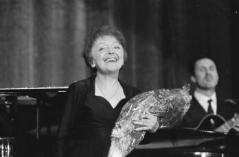 Edith Piaf, Rotterdamen 1962ko abenduan eskainitako kontzertu batean.