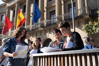 Registro en Nafarroa de la convocatoria de huelga feminista general para el próximo 30 de noviembre.