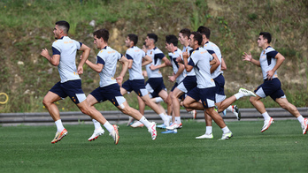 André Silva, durante el entrenamiento del lunes con sus compañeros.
