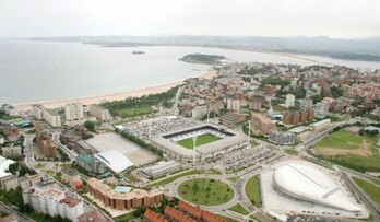 Sardinero estadioa Santanderren dago.