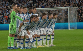 Alineación presentada por Imanol ante el Salzburgo con siete jugadores formados en la cantera de Zubieta.