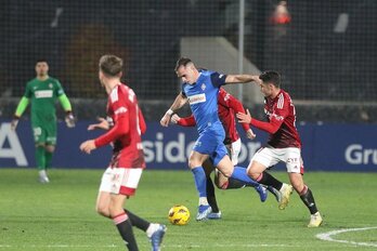 El Amorebieta ha buscado con ahínco los tres puntos, aunque el Zaragoza también ha dispuesto de sus ocasiones.