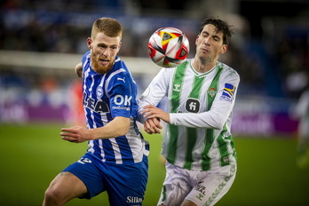 Carlos Vicente en el partido de Copa contra el Betis en Mendizorrotza.