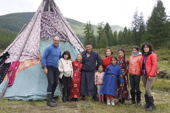 Gallastegi-Aranzabal familia Mongoliara egindako bidaian