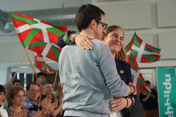 Otxandiano y Kortajarena, en el acto de Donostia. 