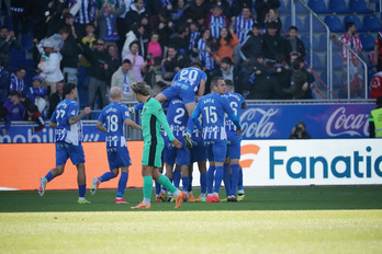 Alaveseko jokalariak, Atleticoren aurkako gola ospatzen.