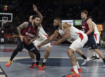 Codi Miller-McIntyre gabe, Chris Chiozzak ardura hartu beharko du antolatzaile lanetan.