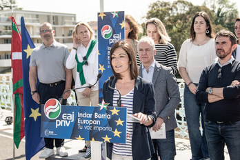 Oihane Agirregoitia, en un acto de campaña del PNV en Irun.