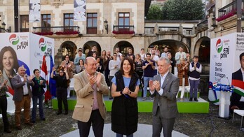 Acto electoral del PNV en Gernika. 