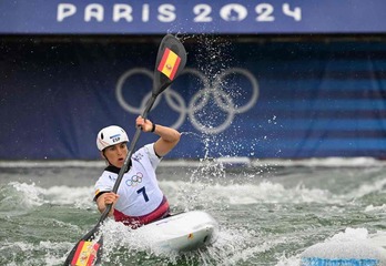 Maialen Chourraut compite en el canal del Vaires-sur-Marne.