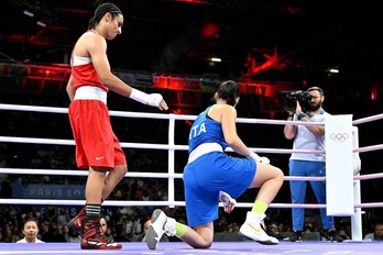 Khelif, durante el polémico combate con Carini.