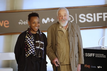 Marianne Jean-Baptiste eta Mike Leigh. 