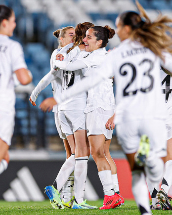 Oihane Hernández anotó uno de los siete goles del Real Madrid contra el Twente.