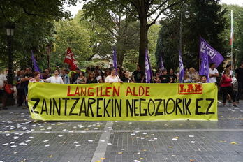 Zaintza lanen pribatizazioaren aurka LABek Donostian urrian deitutako elkarretaratzea. 