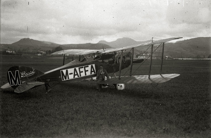 Espainiako Gobernuak Afrikako gerrarako erosi zituen hegazkinak, 1921