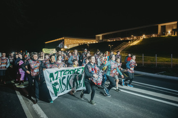 2024ko Korrika, Senpereko Kattalin Elizalde lizeo berritik pasatzean.