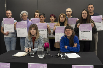 Denon Bizitzak Erdigunean dinamikak prentsaurrekoa egin zuen mobilizazioak iragartzeko