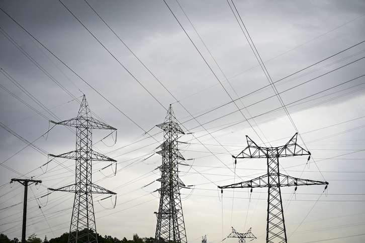 Abarrategik azaldu du «sistemaren ezegonkortasun» batek eragin zuela itzalaldia.