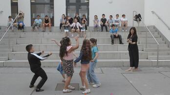 Fotograma del documental ’Nuestra querida profesora’