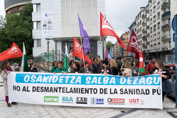 Osasun sistema publiko duin baten aldeko protesta bateko artxiboko argazkia.