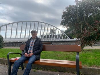 Txomin Letamendik Ondarroan artatu du NAIZ irratia. 