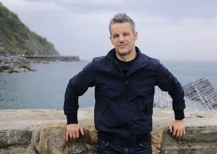 Karlos Zurutuza, artxiboko argazki batean.