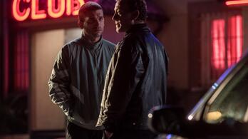 Germán (Jaime Lorente) y Cacho (Roger Casamajor)