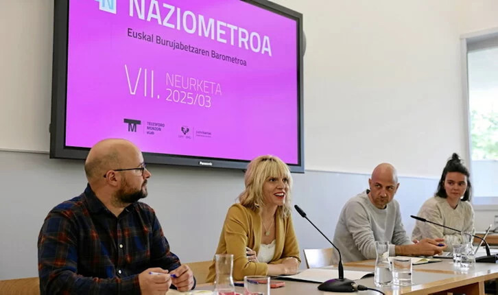 VII. Naziometroaren aurkezpen prentsaurrekoa, Bilboko Bizkaia Aretoan.