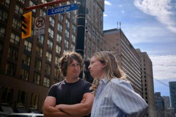 ‘Matt and Mara’ (‘Matt y Mara’) filmeko protagonistak