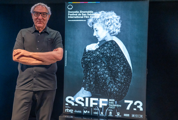 Manuel Outumuro, Zinemaldiko 73.edizioaren kartelaren argazkiaren egilea.