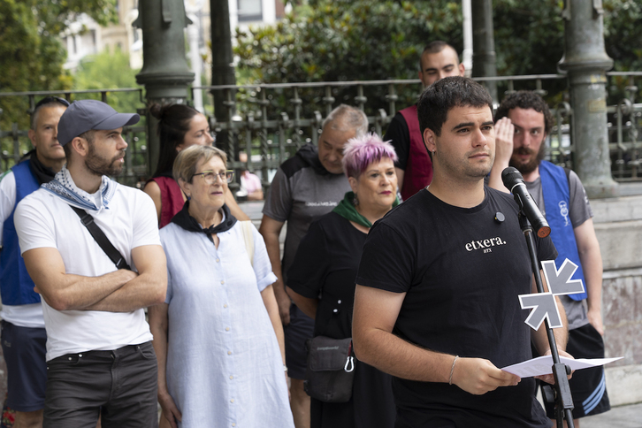 Beñat Uribe-Etxeberria, abuztu hasieran Sarek egindako agerraldi batean.