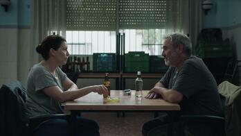 Sergi López y Laia Marull protagonistas de 'La Terra negra'